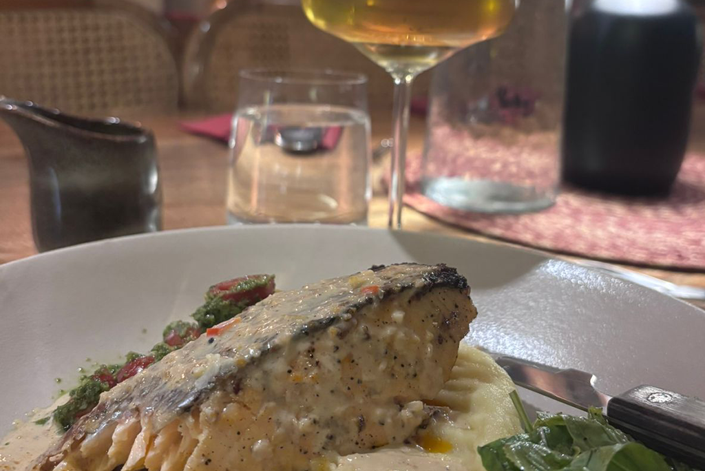 Best Bistro Near Me | La Croute Global Kitchen & Pie Room